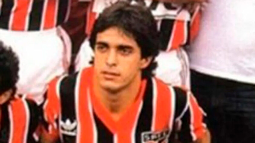 Em 1993, Edivaldo sofreu um acidente fatal na rodovia Castello Branco, no município paulista de Boituva. Parentes apontaram falha mecânica do carro que transportava o atleta.