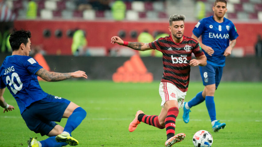 Flamengo x Al-Hilal - Semifinal do Mundial de 2019. O Flamengo estreou com vitória sobre o Al Hilal no Mundial de 2019. O Rubro-Negro venceu os sauditas por 3 a 1, com gols de Arrascaeta, Bruno Henrique e um gol contra. Na decisão, o Fla perdeu para o Liverpool