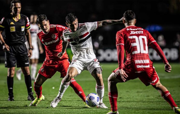 9º lugar: Internacional x São Paulo - 1 ponto