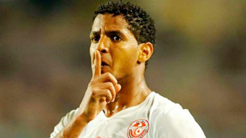Tunísia: Issam Jemâa - Atacante (37 gols em 84 jogos entre 2005 e 2022) / Apesar de ser o maior artilheiro da Tunísia, não conseguiu resultados expressivos.