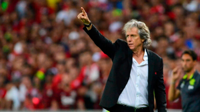 Jorge Jesus (português) - 57 jogos (43 vitórias, 10 empates e 4 derrotas) - 81% aproveitamento