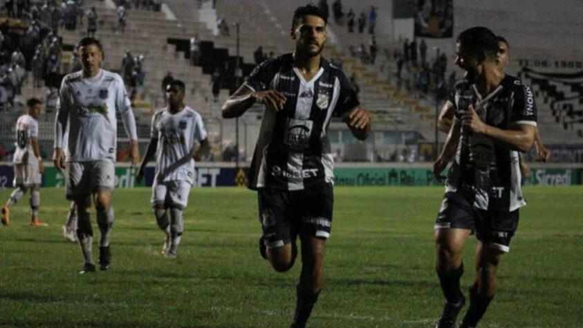 Inter de Limeira 3x0  Botafogo - Craque do Jogo: Ronaldo 