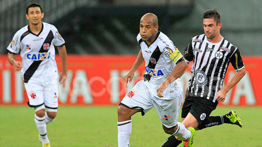 2014 - Resende 0x0 Vasco - Em um confronto Carioca, o Cruz-Maltino apenas empatou com o Gigante do Vale. No jogo de volta, a equipe venceu por 1 a 0 e avançou à segunda fase.