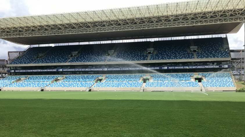Atualmente, o Cuiabá manda suas partidas na Arena Pantanal e o gramado está em boas condições.