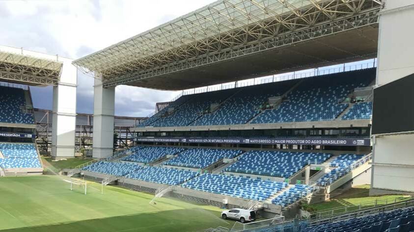 Arena Pantanal - localizada em Cuiabá, Mato Grosso. Capacidade: 44.097 espectadores.