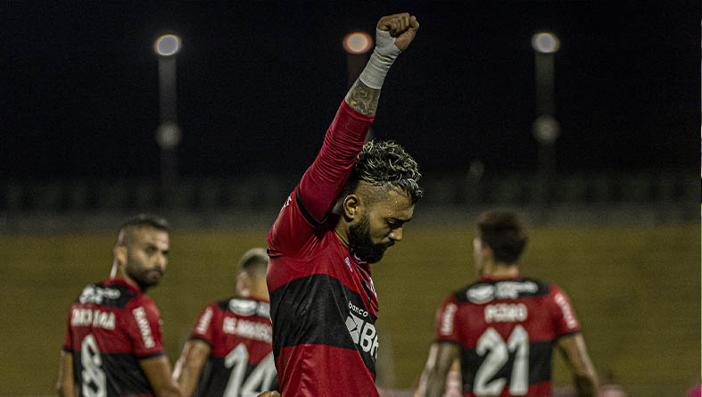  Com gols de Gabigol e Thomás Kayck (contra), o Flamengo venceu por 2 a 1, nesta quinta, o Audax, que descontou com Hugo Sanches. Confira as notas da partida, válida pela Taça Guanabara, no Raulino de Oliveira! (Por Matheus Dantas - matheusdantas@lancenet.com.br)