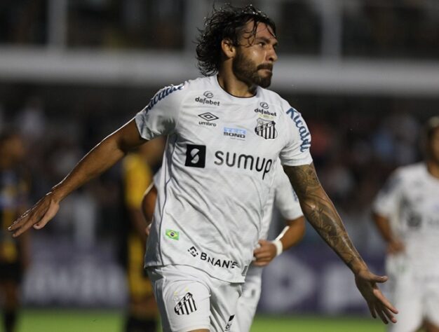 Ricardo Goulart (31 anos) - Final de contrato: 31/12/2023 - meia-atacante do Bahia