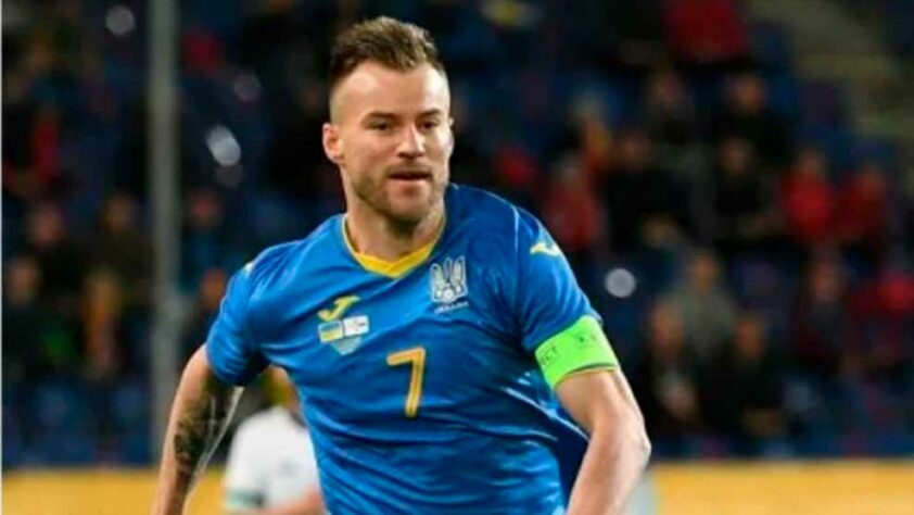 Quem também fez postagem foi o craque ucraniano Andriy Yarmolenko, mas pedindo paz. No twitter, ele escreveu "Rezem pela Ucrânia" e lançou a hashtag "sem guerra".