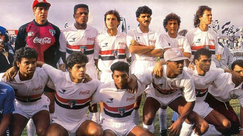 A equipe do São Paulo no primeiro jogo da final de 1991 foi: Zetti; Cafu, Adilson (Sérgio Baresi), Ronaldão e Nelsinho; Sídnei, Suélio (Rinaldo) e Raí; Macedo, Müller e Elivélton. O técnico era Telê Santana.