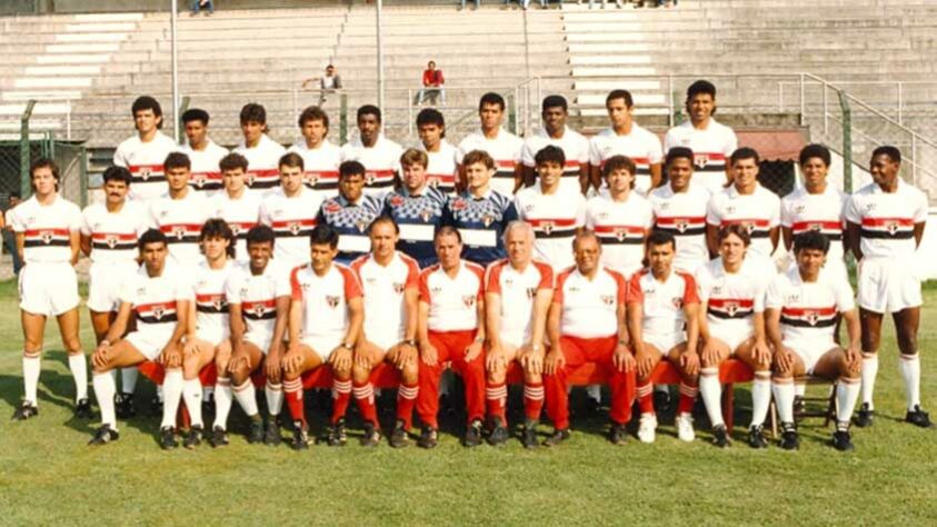 São Paulo - 1991: O fortíssimo São Paulo foi campeão em cima do Corinthians, após vencer o primeiro jogo por 3x0 e empatar o segundo por 0x0. O grande destaque foi Raí, autor dos três gols na decisão e artilheiro da edição com 20.