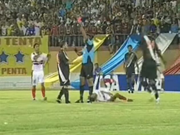 2007 - Fast Clube 1x2 Vasco - Na estreia, os cariocas venceram, fora de casa, com gols de Renato e Marcelinho, Delmo descontou. No jogo de volta, o Cruz-Maltino aplicou uma goleada por 6 a 0.