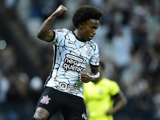 CORINTHIANS: Weverton (Palmeiras), Fagner (Corinthians), Marquinhos (PSG), João Victor (Benfica), Guilherme Arana (Atlético-MG); Maycon (Corinthians), Willian Arão (Fenerbahçe), Everton Ribeiro (Flamengo), Claudinho (Zenit); Willian (Corinthians) [foto] e Malcom (Zenit).