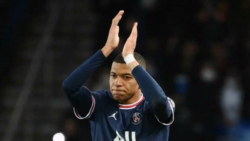 1° lugar: Kylian Mbappé - francês - atacante - 23 anos - Paris Saint-Germain / valor de mercado: 160 milhões de euros (R$ 881,6 milhões)
