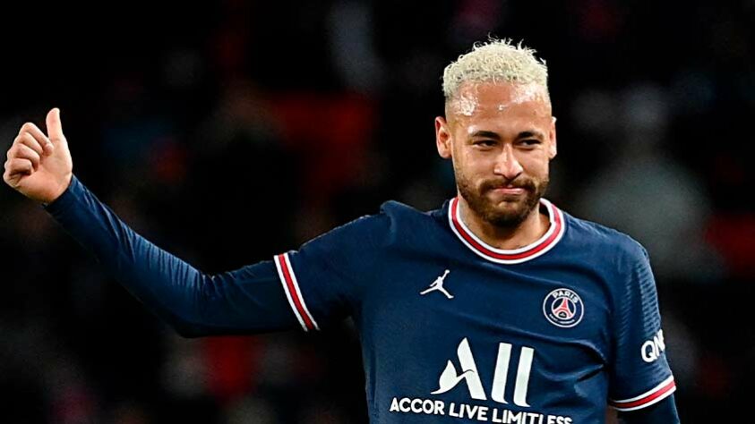 3° lugar: Neymar Jr - brasileiro - atacante - 30 anos - Paris Saint-Germain / valor de mercado: 90 milhões de euros (R$ 495,9 milhões)