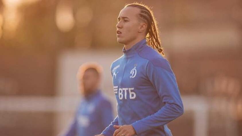 Diego Laxalt (uruguaio - lateral-esquerdo - 30 anos): Pertence ao Dínamo Moscou (RUS), com contrato até 30/06/2024 - Valor de mercado: 3 milhões de euros (R$ 16 milhões)