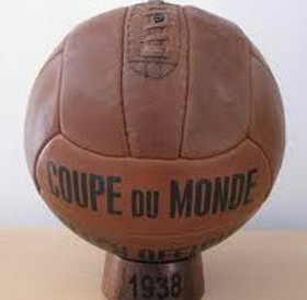 Nome da bola: Allen. Edição: Copa de 1938