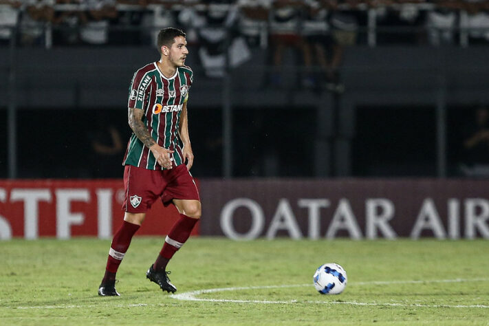 CORRE POR FORA: Nino (Zagueiro - Brasil) - Time: Fluminense - Foi campeão olímpico, mas está atrás na fila de opções.