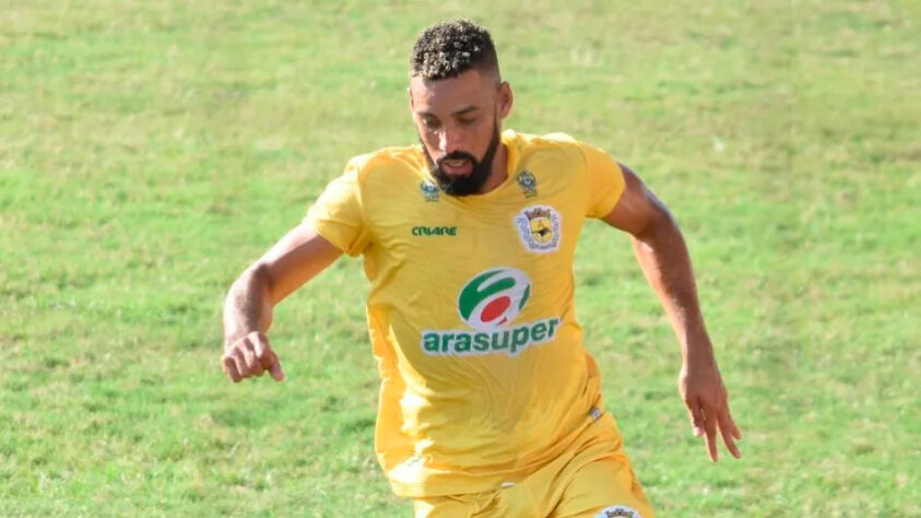 Alesson, jogador do Galvez | 5 gols