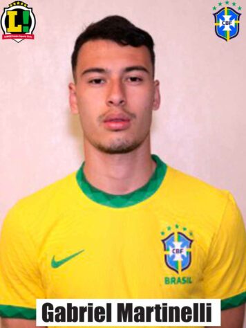 Gabriel Martinelli - 7,5 - Gabriel Martinelli - Entrou com muita vontade. Foi para cima, se apresentou e buscou o jogo. Foi importante no lance do terceiro gol. Fez um drible lindo dentro da área e quase marcou um golaço.