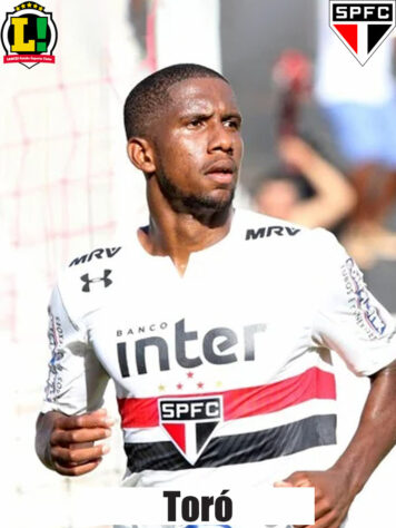 Toró: 6,0 - No primeiro tempo, teve atuação apagada. Nos minutos em que ficou em campo na segunda etapa, buscou avançar um pouco mais e tentou finalizar. Poderia ter ido melhor.