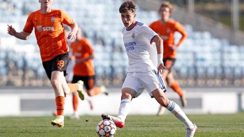 50º- Bruno Iglesias (Espanha), meio-campista de 18 anos do Real Madrid.