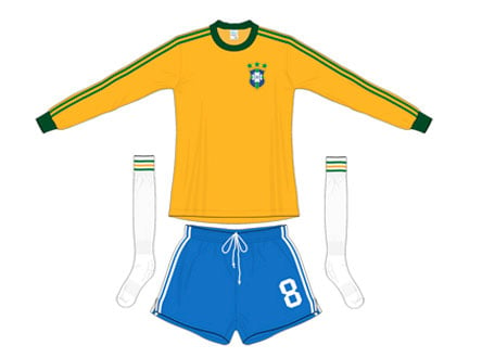 1978 - Pela primeira e última vez, o uniforme da Seleção foi produzido pela Adidas e contou com as clássicas listras da marca na manga.
