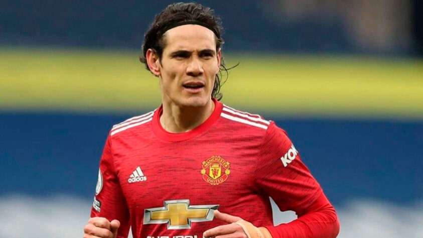 ESQUENTOU - Após não renovar com o Manchester United, Cavani segue livre no mercado para fechar sem custos com uma nova equipe. O atacante de 35 anos vem recebendo sondagens de diversos clubes e, segundo o jornal ‘Corriere dello Sport’, o uruguaio atraiu interesse, agora, de Rayo Vallecano, da Espanha, e Salernitana, da Itália.