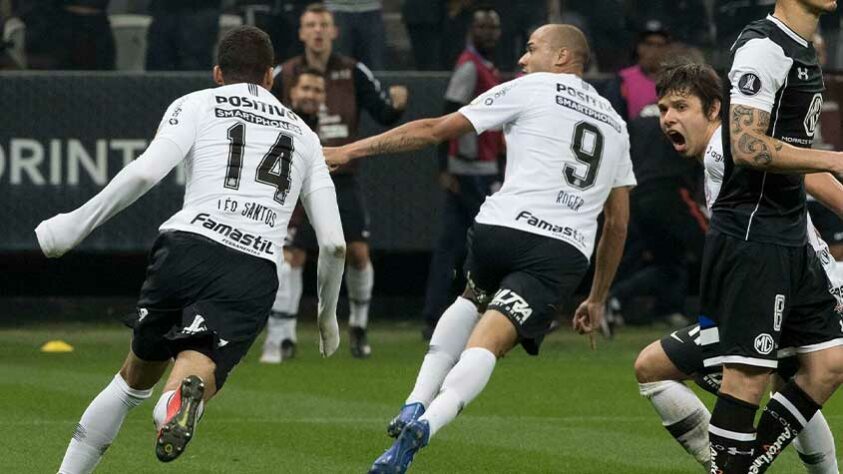 Corinthians 2 x 1 Colo Colo - oitavas de final da Libertadores de 2018 (jogo de volta) - 19 de agosto de 2018 - (Timão eliminado por gol qualificado, porque havia perdido por 1 a 0 no Chile)