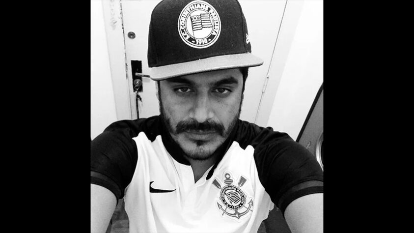 O rapper Criolo não esconde ser fanático pelo Corinthians