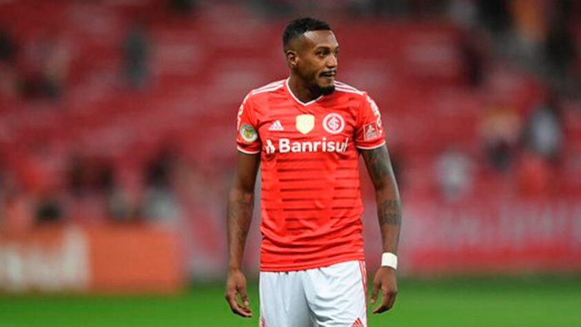 EDENILSON - Internacional (C$ 11,46) Cobrador de pênaltis do Colorado e com boas pontuações sem gol/assistência no começo do campeonato, deve ser um dos mais escalados da posição nesta rodada.