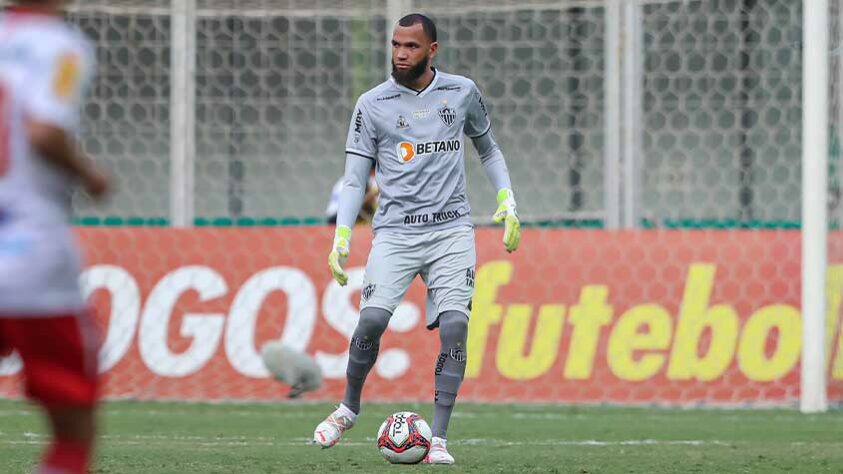 Atlético-MG: Sobe – Everson: fez grandes defesas que salvaram o Atlético-MG de uma derrota pior. / Desce – Junior Alonso: terrível partida do zagueiro. Cometeu uma falta boba após se enrolar sozinho na saída de bola que culminou no segundo gol do Flamengo. Depois, foi expulso após matar um contra-ataque do Galo, que praticamente matou a chances do time mineiro.