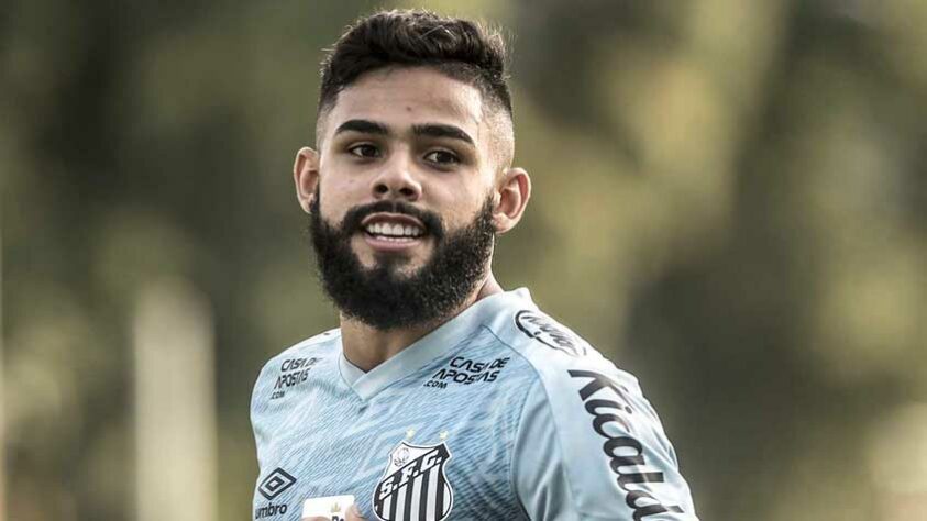 ESQUENTOU - Felipe Jonatan afirma ter recebido uma proposta do Fenerbahçe, da Turquia. Segundo informações da parceria entre Diário do Peixe e Lance!, o lateral-direito já havia recebido uma proposta deste clube em janeiro. Dessa vez, os clubes negociam entre si os valores desta transação.