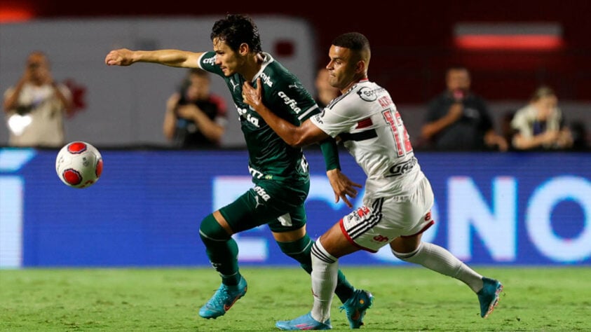 São Paulo 3 x 1 Palmeiras - Final/Jogo 1 - 30/3/2022 - Morumbi - Gol do Palmeiras: Raphael Veiga
