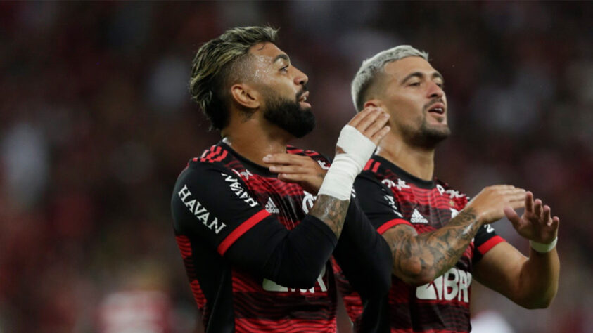 7° - Flamengo: 75% de aproveitamento (12 jogos, 8 vitórias, 3 empates e 1 derrota / 29 gols marcados e 10 sofridos).
