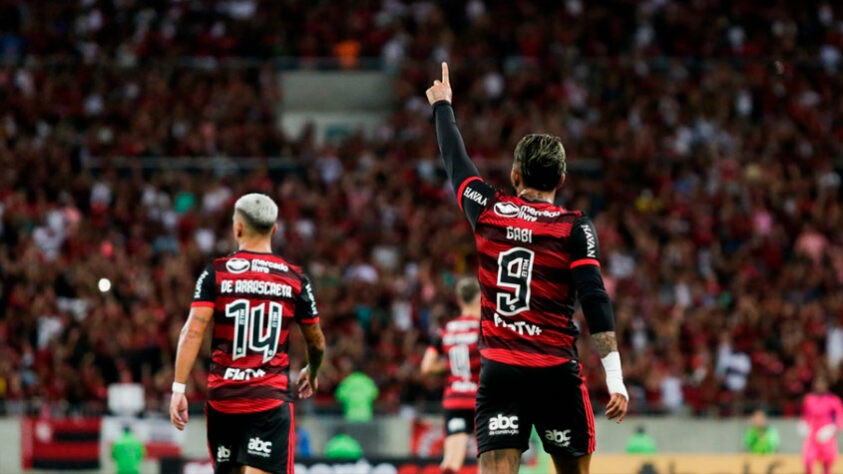 No retorno ao Maracanã, o Flamengo deu ao seu torcedor uma atuação de gala, goleando o Bangu por 6 a 0, o maior placar da atual edição do Campeonato Carioca. Arrascaeta, Gabigol e Léo Perreira foram os destaques. 