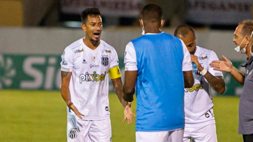 Lucca, jogador da Ponte Preta | 6 gols