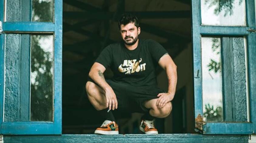 Magalzão Show é apresentador do Camisa 21 e tem 129 mil seguidores no Insta.