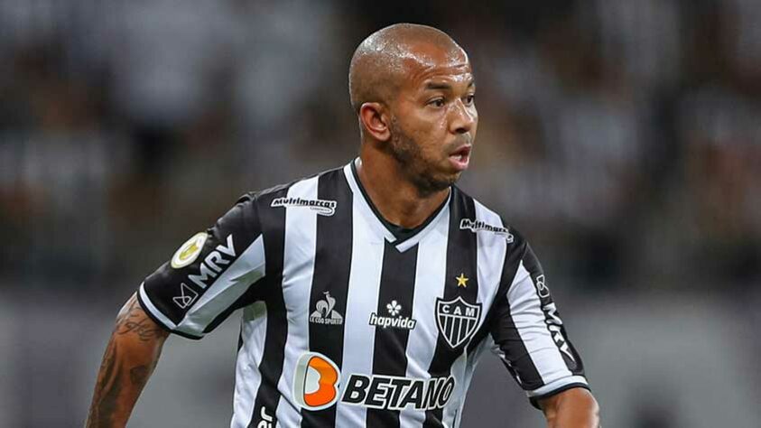 LATERAL-DIREITO RESERVA - Mariano (Atlético Mineiro) - 1 voto 