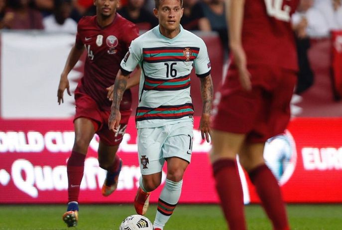 O jogador incluiu a nacionalidade portuguesa após se transferir para o futebol português. Ele atuou na repescagem e foi responsável por um dos gols na partida contra a Turquia. Tem boas chances de ser um dos convocados para a Copa do Qatar.