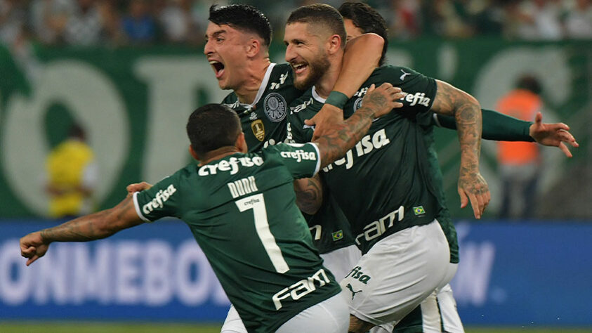 Na noite desta quarta-feira (02), o Palmeiras venceu o Athletico-PR por 2 a 0, no Allianz Parque, em São Paulo, e se tornou o campeão da Recopa Sul-Americana de 2022. Zé Rafael e Danilo marcaram os gols do título e se destacaram. Confira todas as atuações. (por Julia Mazarin)