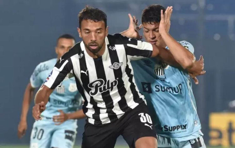 Ramón Martínez, volante de 26 anos, pertence ao Atlético Mineiro até o meio de 2023. O jogador está emprestado até o meio deste ano.