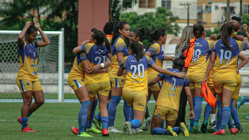 Risco de rebaixamento - Contente com a recente promoção para a elite do futebol nacional, a ESMAC visa se manter na primeira divisão do futebol feminino. Nesta temporada, a equipe ficou marcada pela eliminação na Supercopa para o Flamengo