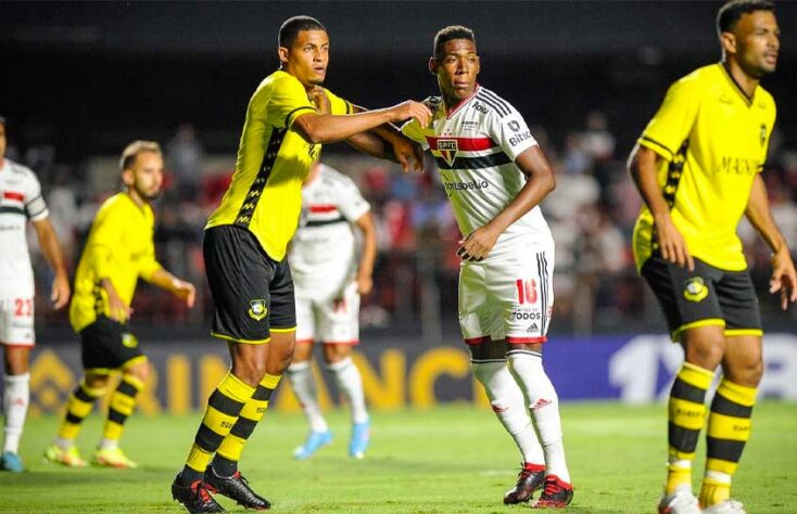 22/03/2022 - São Paulo 4 x 1 São Bernardo - Campeonato Paulista