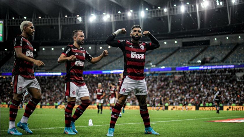 O Flamengo foi dominante durante toda a partida e bateu o Vasco por 1 a 0 na ida das semifinais do Carioca. Gabi marcou o gol da vitória e boas alterações foram feitas no segundo tempo pelo técnico Paulo Sousa. Veja como foi a atuação do Fla (por: Luan Fontes)