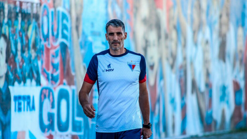 ESQUENTOU - De acordo com o LANCE!, Juan Pablo Vojvoda, tem o perfil que mais agrada ao diretor esportivo da 777 Football Group, Johannes Spors. O nome do treinador esteve em pauta para substituir Zé Ricardo quando ele pediu demissão, mas na época o grupo norte-americano ainda não tinha adquirido 70% das ações da SAF.