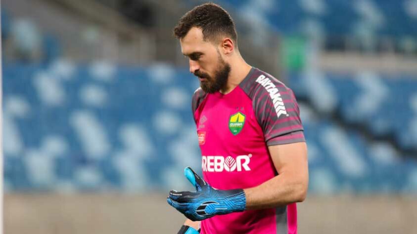 Walter, 34 anos (goleiro) - Cuiabá