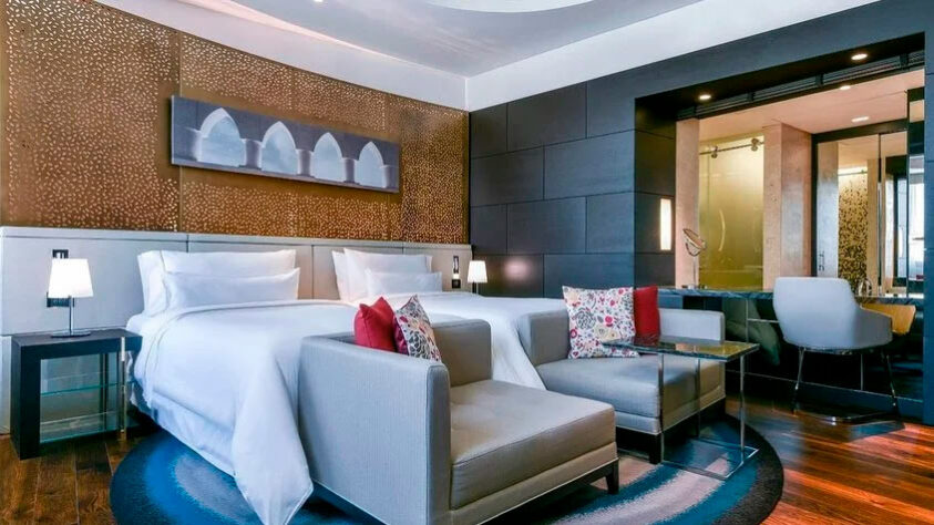 O Westin Doha hotel fica localizado na capital do país.