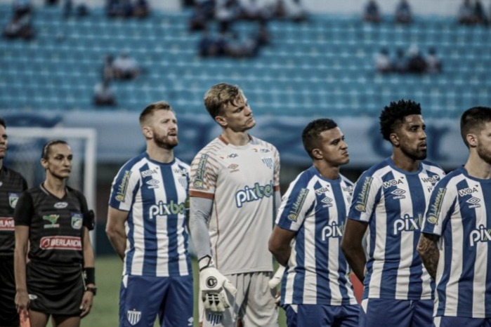 20° - Avaí: 31,11% de aproveitamento (15 jogos, 3 vitórias, 5 empates e 7 derrotas / 12 gols marcados e 16 sofridos).