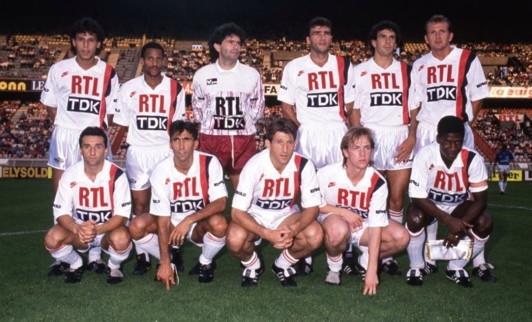 PSG (1989) - Apenas uma homenagem ao uniforme do time na temporada.