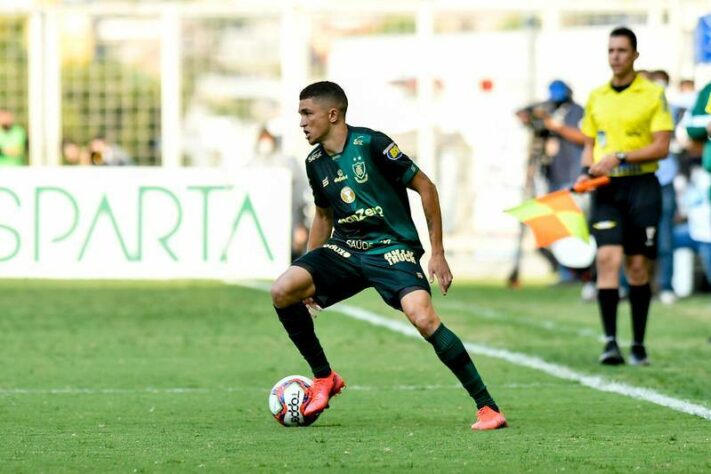 MARLON- América-MG (C$ 6,33) Teve dezoito desarmes nas últimas cinco partidas e jogando em casa diante de um Corinthians desgastado fisica e emocionalmente pela decisão na Copa Do Brasil pode ser um dos maiores pontuadores da rodada!